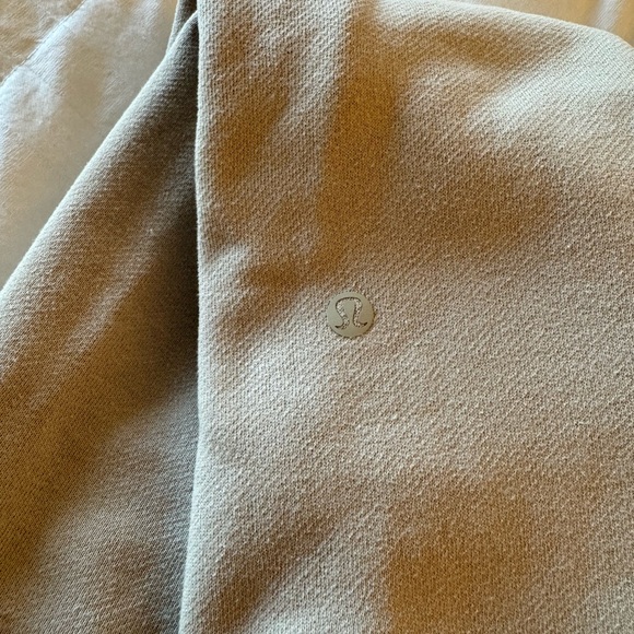 Scuba Midrise Oversized Joggers - Picture 11 of 11